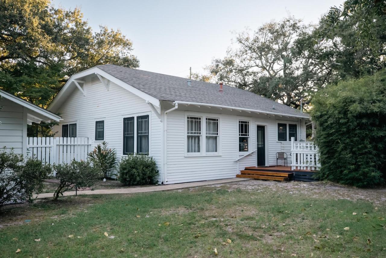 Gulf Coast Craftsman - Cozy, Charming & Central! Gulfport Exterior foto